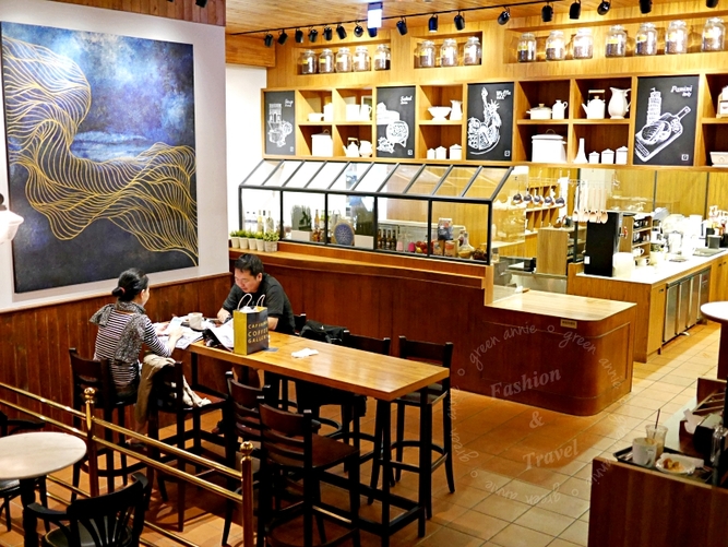 台中咖啡廳卡啡那,有插座有WIFI不限時~舒芙蕾超美味必吃，精品咖啡也必喝