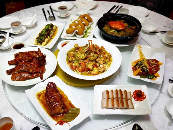 香港銅鑼灣美食推薦,大三圓酒家活海鮮料理，港式燒臘通通吃的到，大推脆皮燒雞蜜汁叉燒