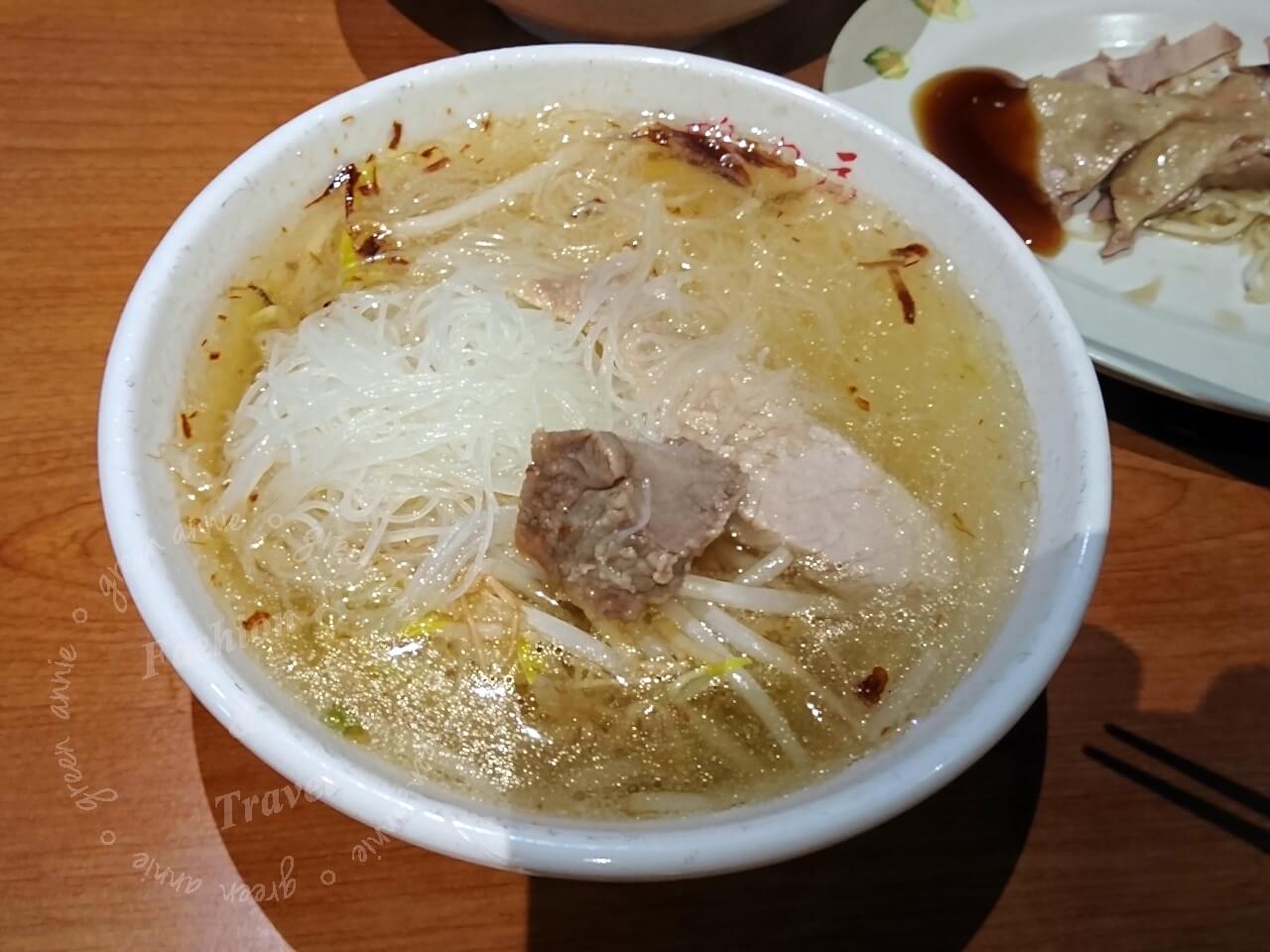 Goose meat noodles