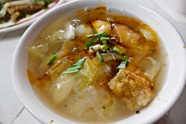 迪化街美食：永樂台南土魠魚羹