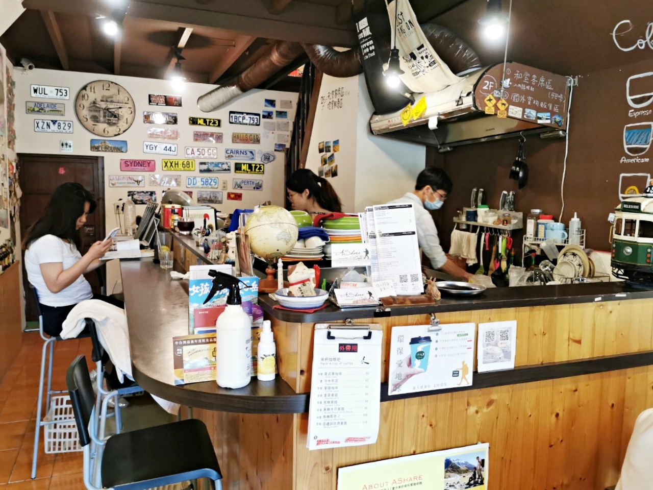 台中-AShare Cafe 旅人故事咖啡館
