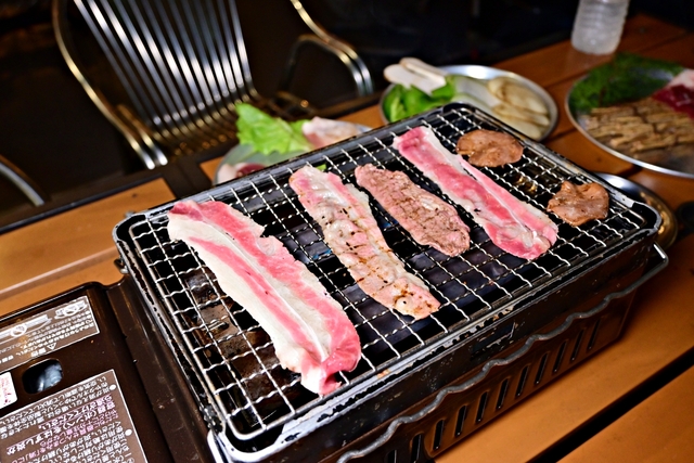 台中美食：胖肉爺燒肉平價燒肉，吃宵夜、聚餐好選擇-變更地址和營業方式