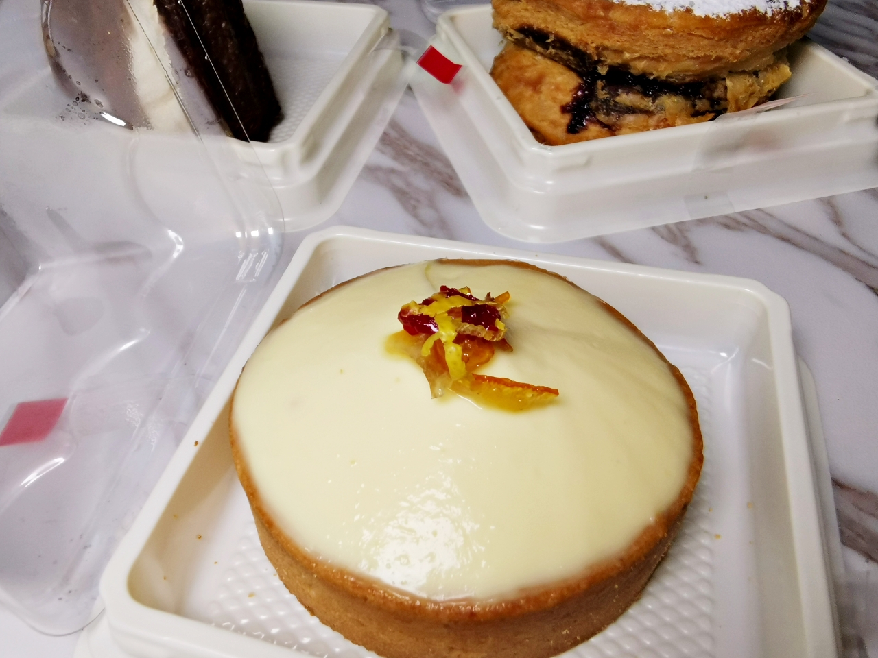 木柵甜點：棋盤角法式甜點，用95元就能吃到超美味的手作蛋糕，一定要吃可麗露、千層蛋糕-捷運萬芳醫院
