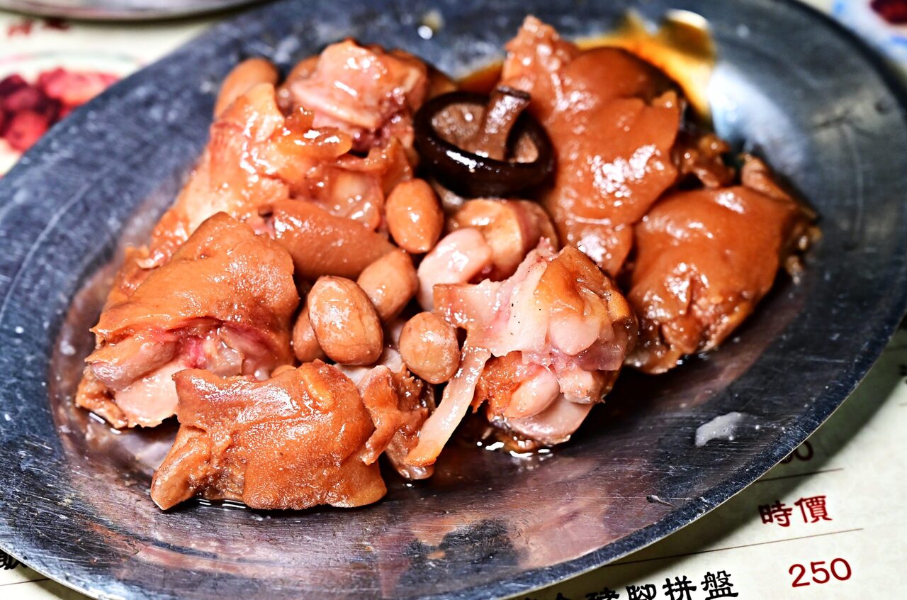 萬華美食：梧州街夜市必吃寶字號香菇豬腳-捷運龍山寺站