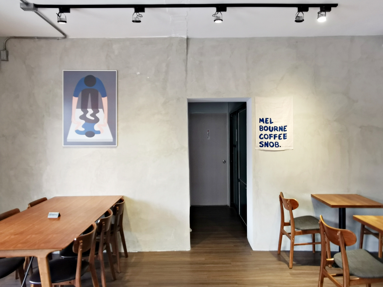 士林咖啡廳：coffee and couple很有質感的咖啡廳，2樓座位也很舒適-捷運士林站