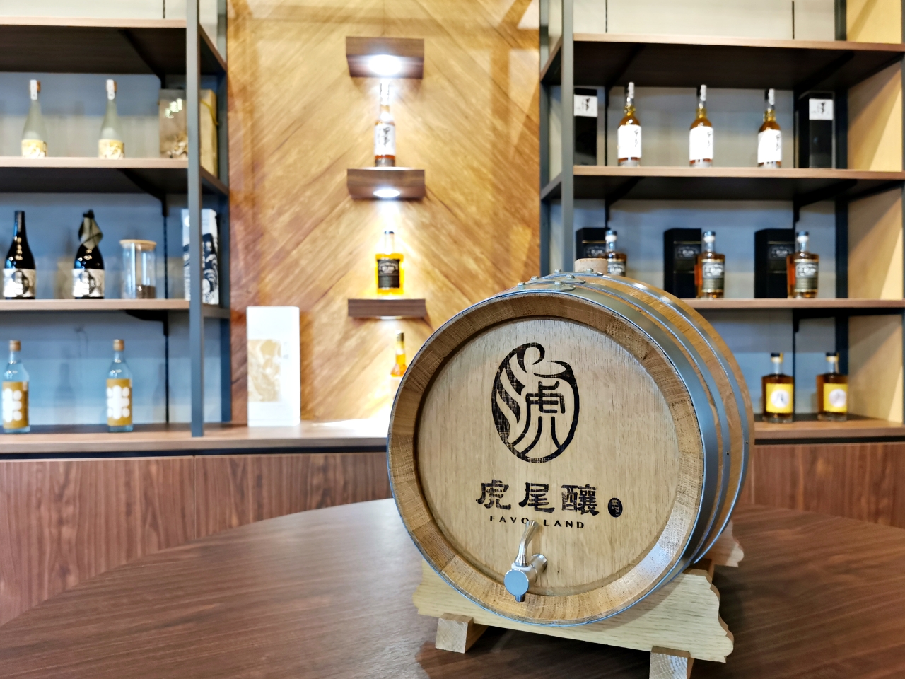 虎尾釀，用台灣在地的米釀出威士忌，也用100%水果釀出水果醋