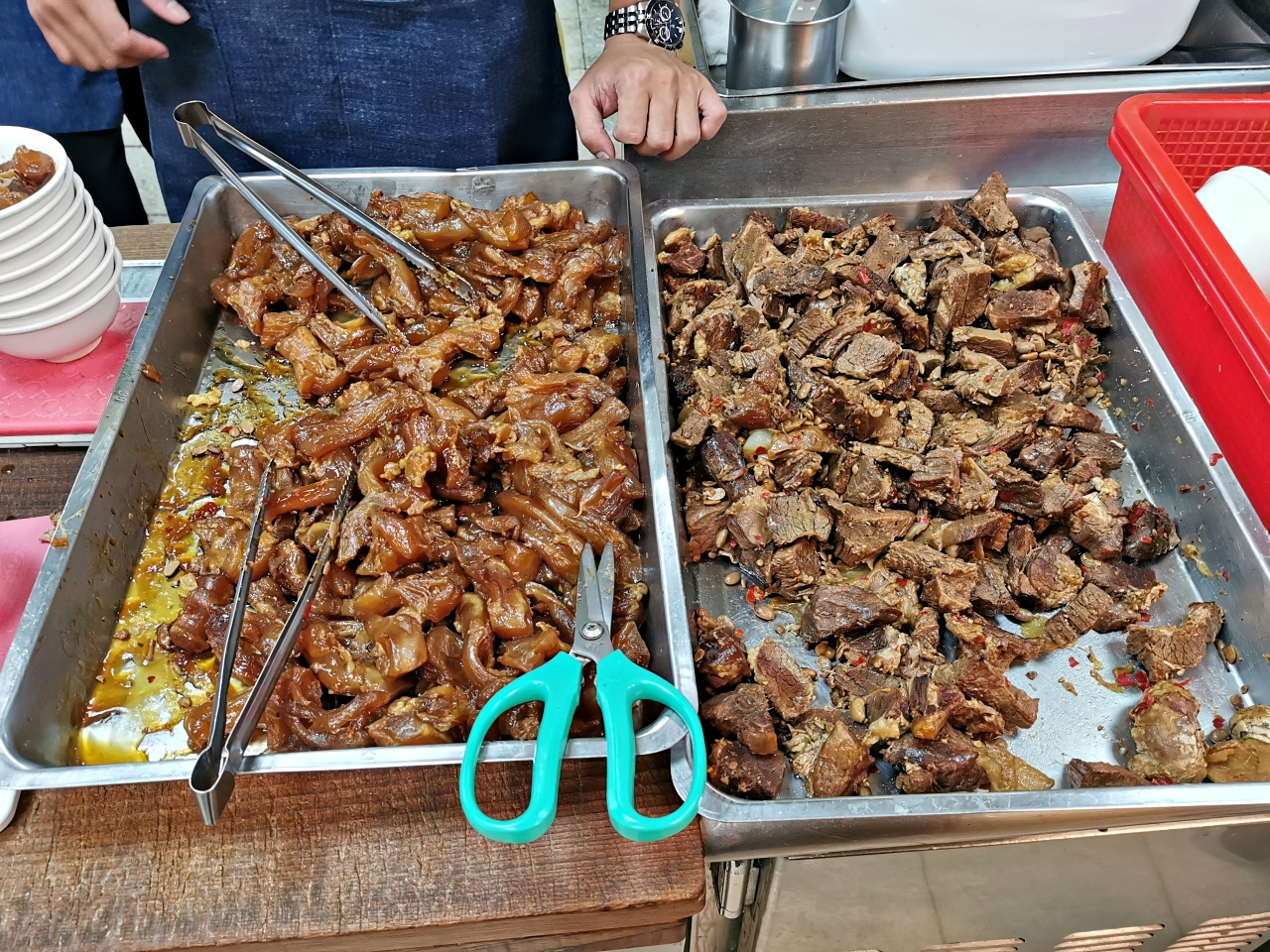 西門町美食：老山東牛肉麺，70年老店必比登推薦(附菜單)-捷運西門站