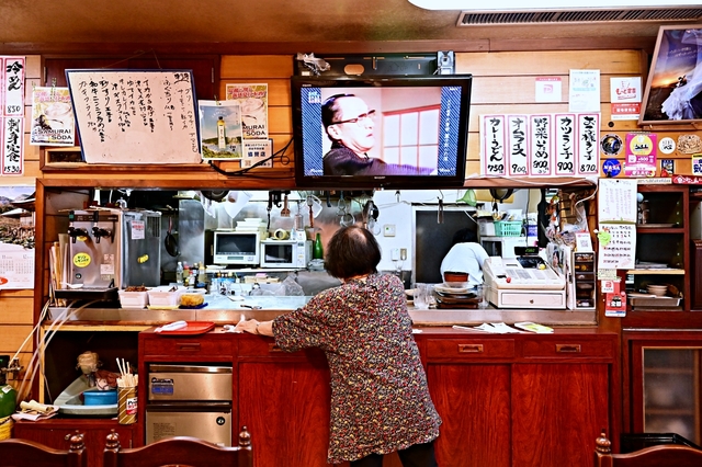 日本鳥取：倉吉レストラン三日月，60年老店一定要來嚐嚐，大推漢堡排和牛骨拉麵