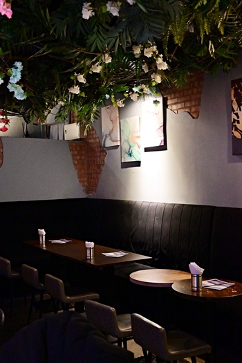 東區拉麵酒吧：休憩Ramen&Bar，能來這裡吃拉麵喝調酒，宵夜吃拉麵再也不是夢想-捷運國父紀念館