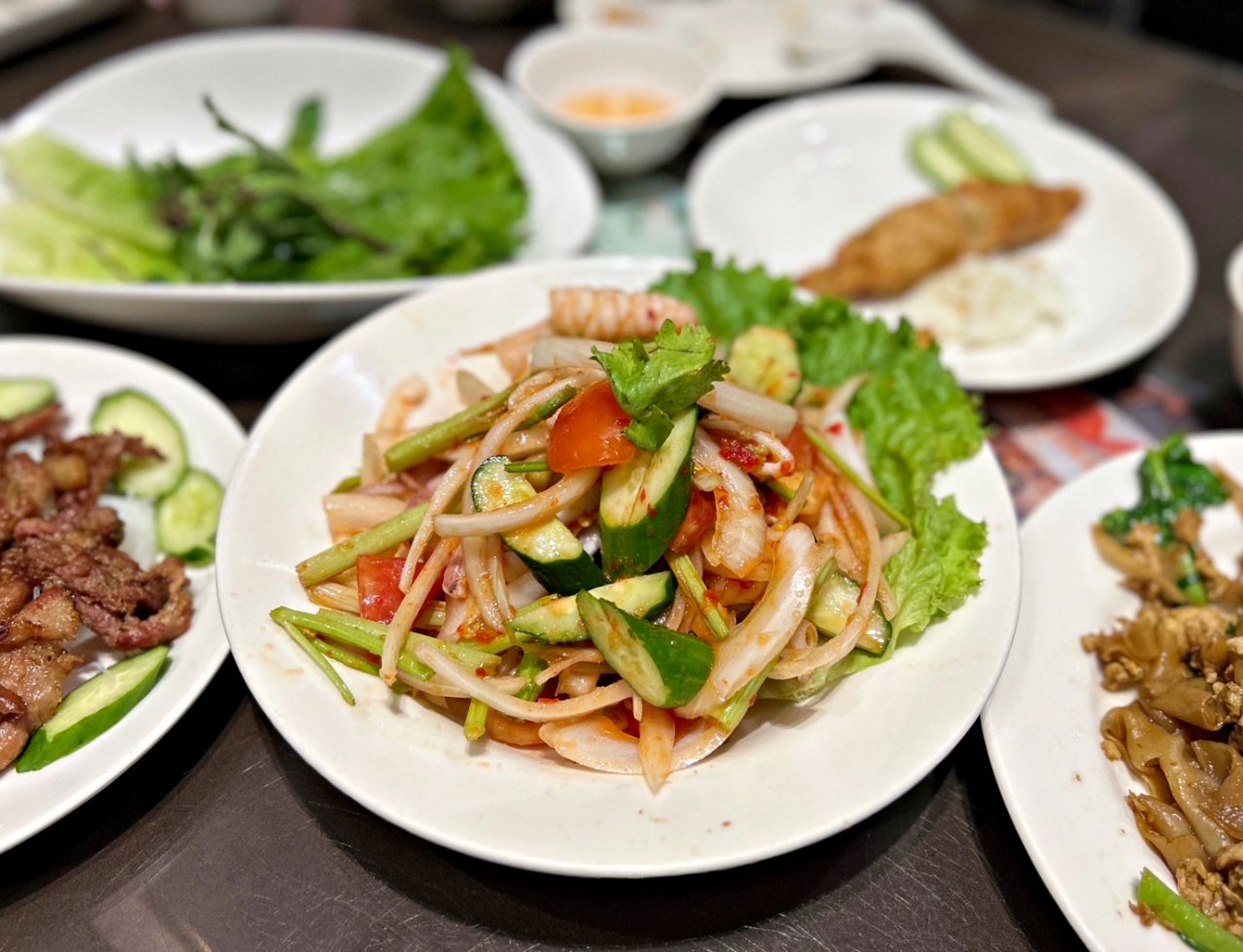 台北大安區美食：40餘年老字號翠園越南餐廳，用餐時間一位難求…