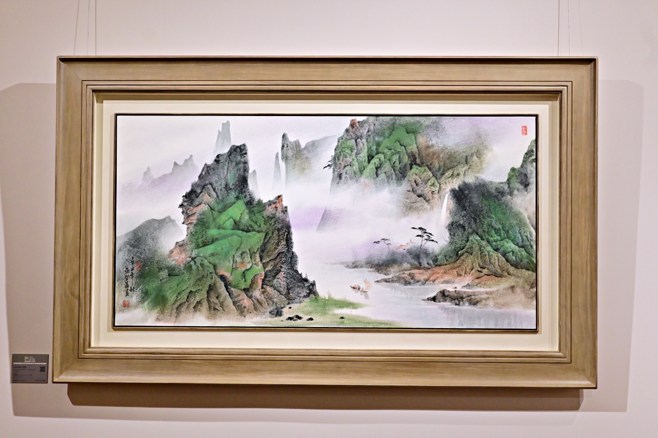 巫登益當代藝術園區淡水揭幕，在環境優美的古蹟教士會館內欣賞彩墨畫