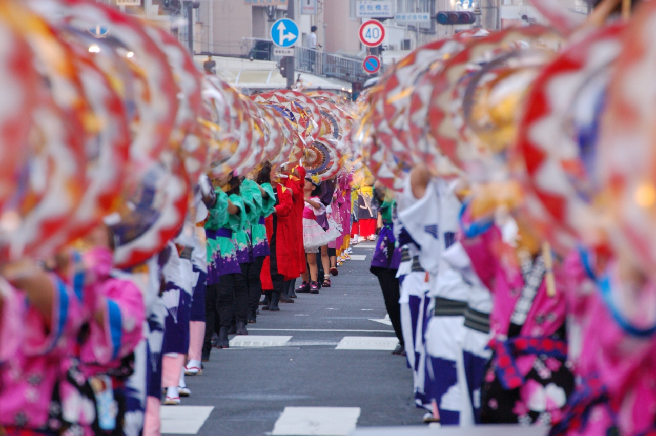 鳥取2024年，8月中旬有可參加60周年的鳥取傘舞祭