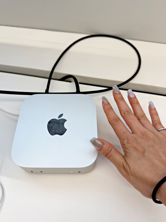 【開箱】Mac mini M4晶片，機身體積真的變超小而且剪片、修照片都超順