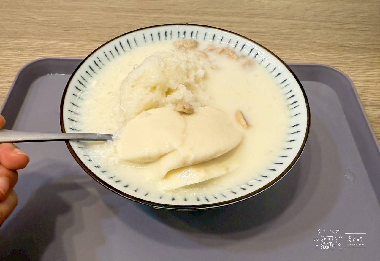 三重豆花店：巷覓豆花太晚來配料就通通沒了，豆漿豆花好吃