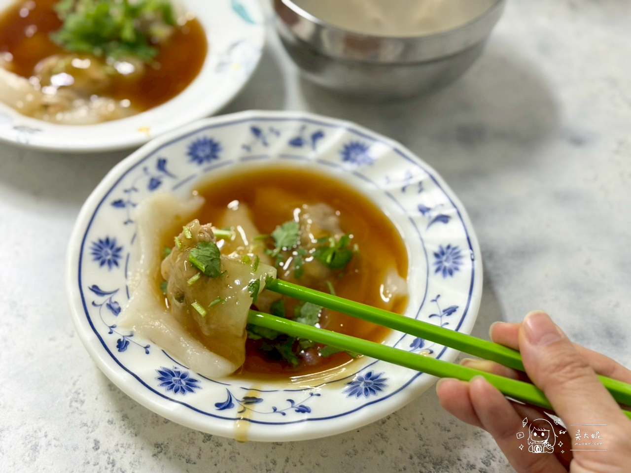士林美食：劍潭肉圓王~台北現包清蒸肉圓，可以再配一碗四神湯