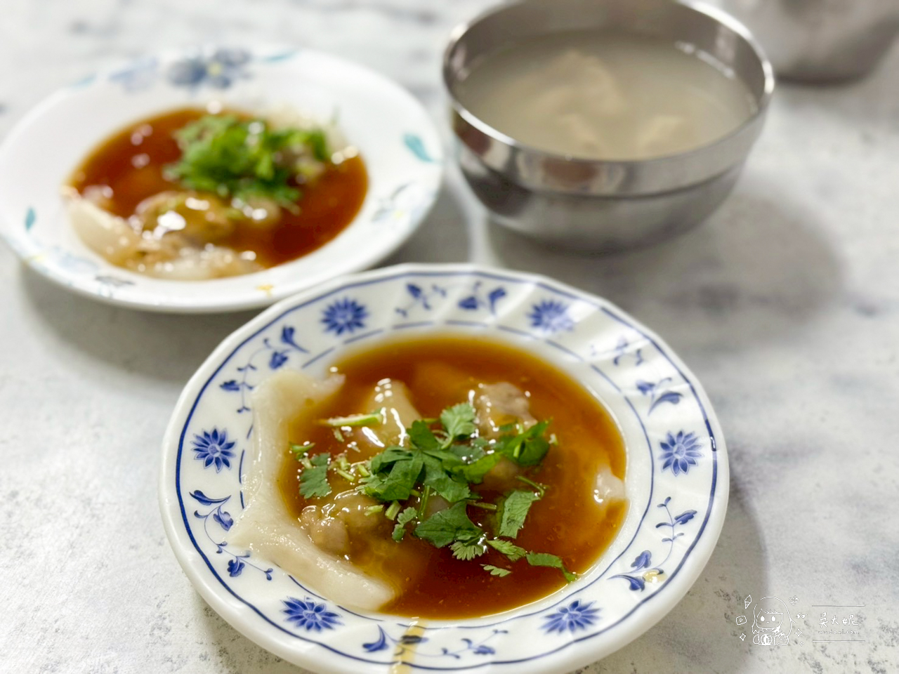士林美食：劍潭肉圓王~台北現包清蒸肉圓，可以再配一碗四神湯