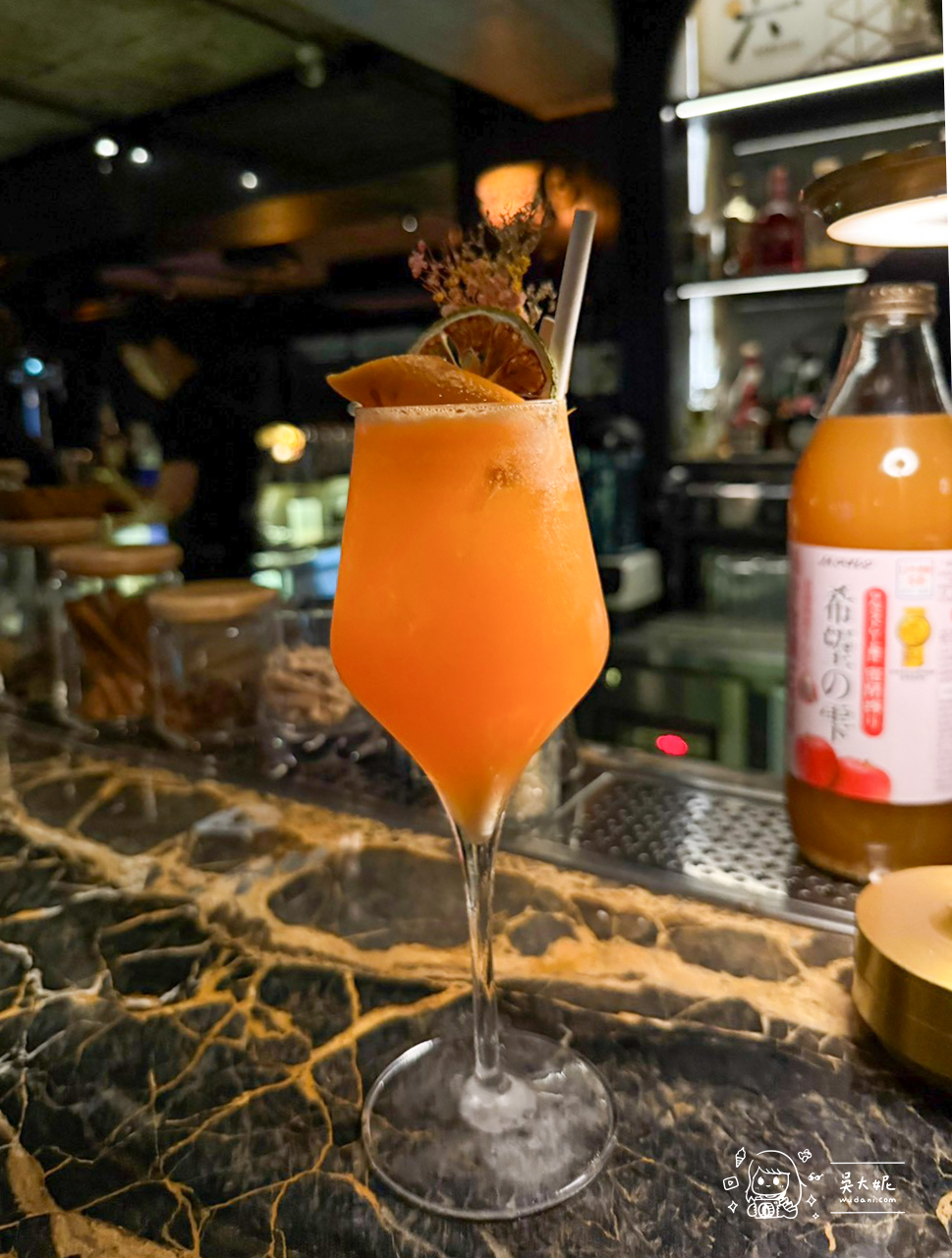 字母系列餐酒 D Town by A Train 餐點好吃調酒好喝-捷運忠孝復興站